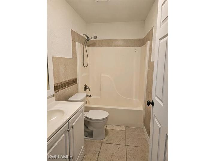 2964 Francis Avenue #13 Naples FL 34112 225071916 image4