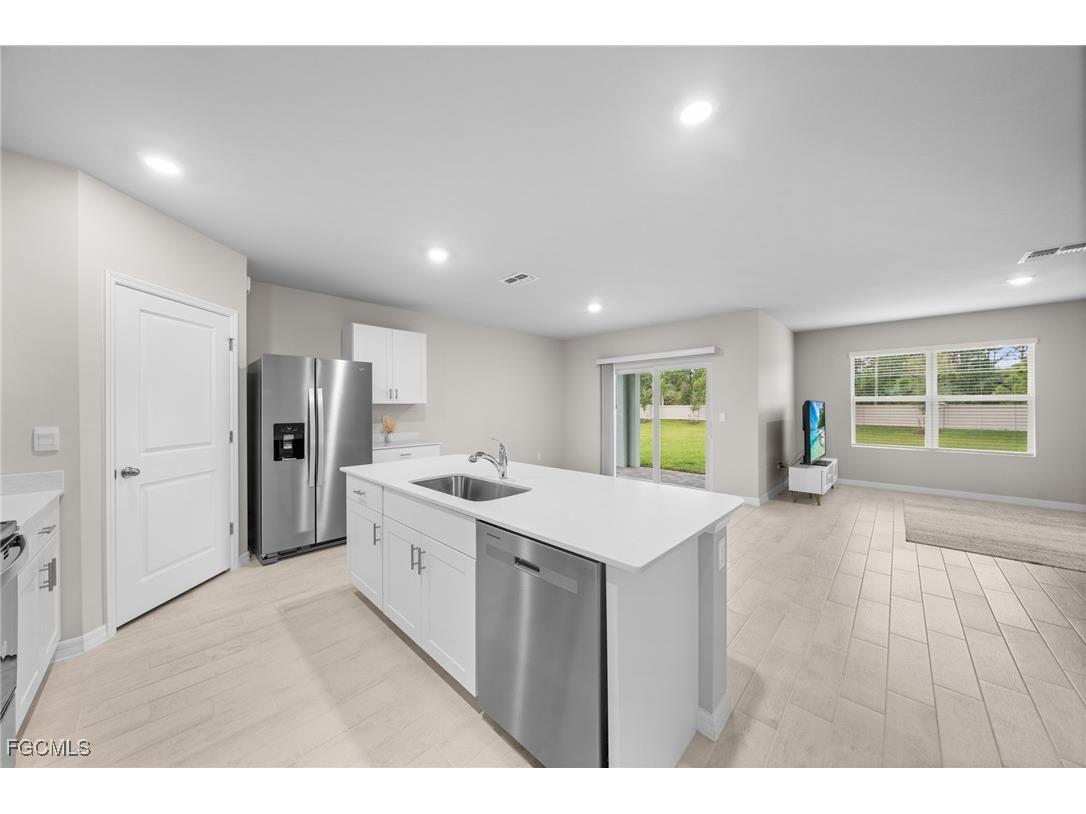 2965 Ernest Way Fort Myers FL 33905 2026002840 image10