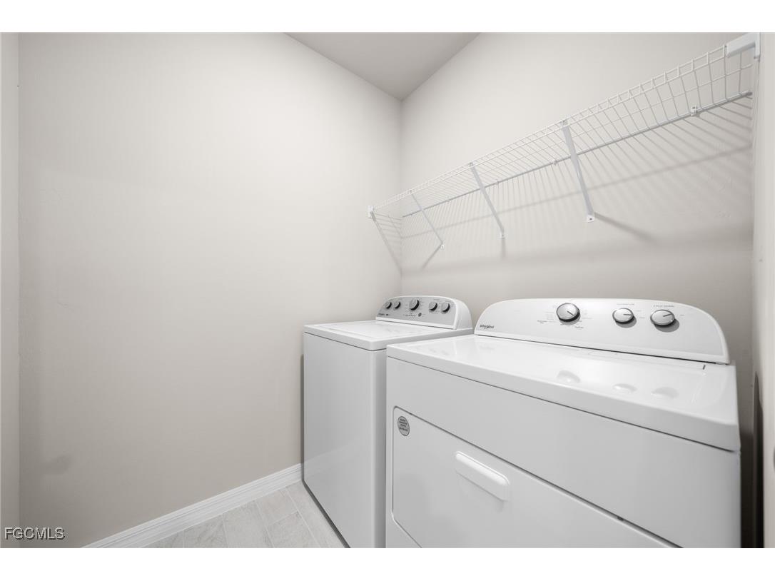 2965 Ernest Way Fort Myers FL 33905 2026002840 image18