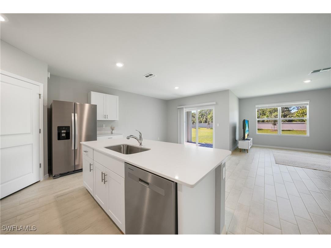 2965 Ernest Way Fort Myers FL 33905 225075217 image4