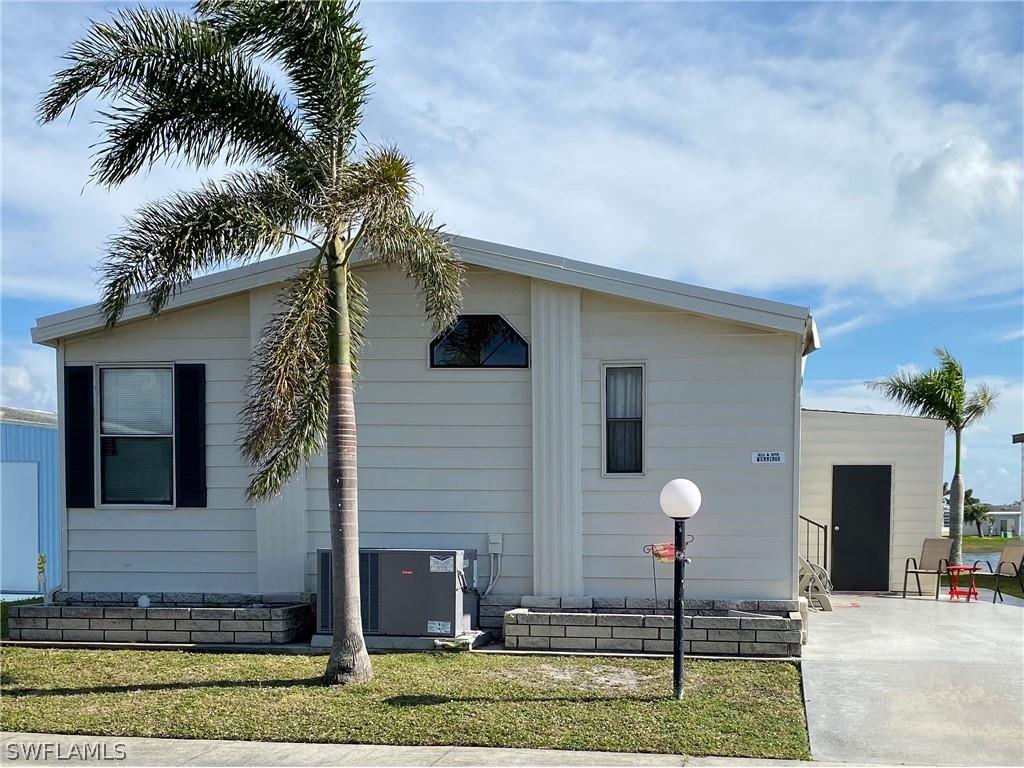 297 Dawn Drive E North Fort Myers FL 33903 222089722 image1