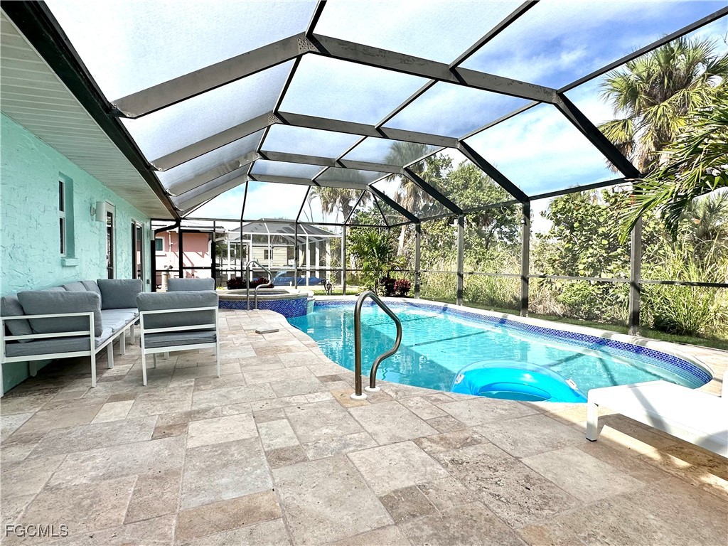 297 Donora Boulevard Fort Myers Beach FL 33931 2025011915 image18