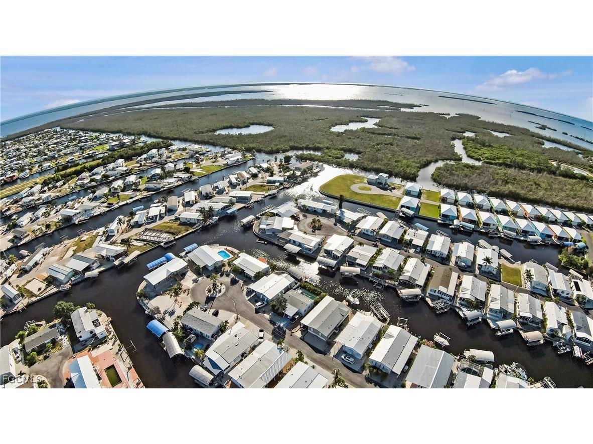 2970 Sloop Lane Saint James City FL 33956 2025016153 image3