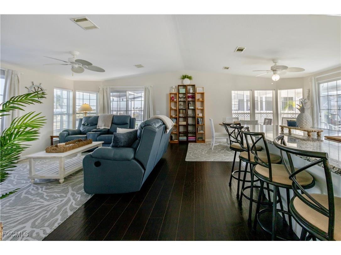 2970 Sloop Lane Saint James City FL 33956 2025016153 image4