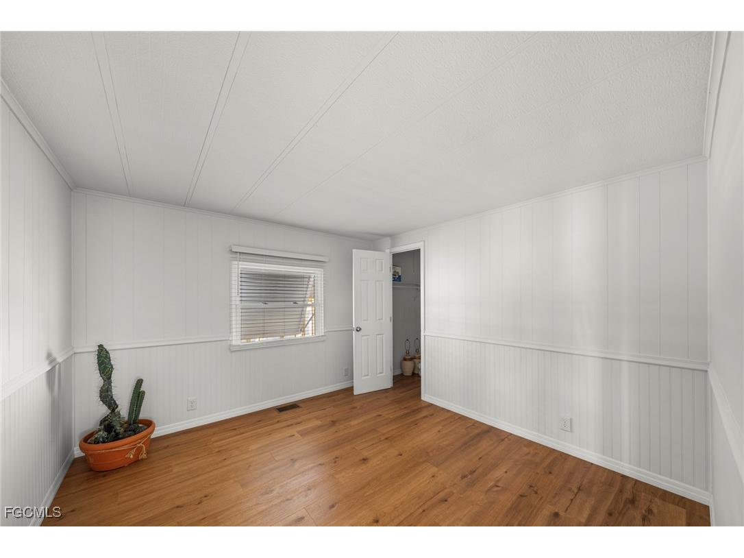 2971 York Road Saint James City FL 33956 2025018989 image12