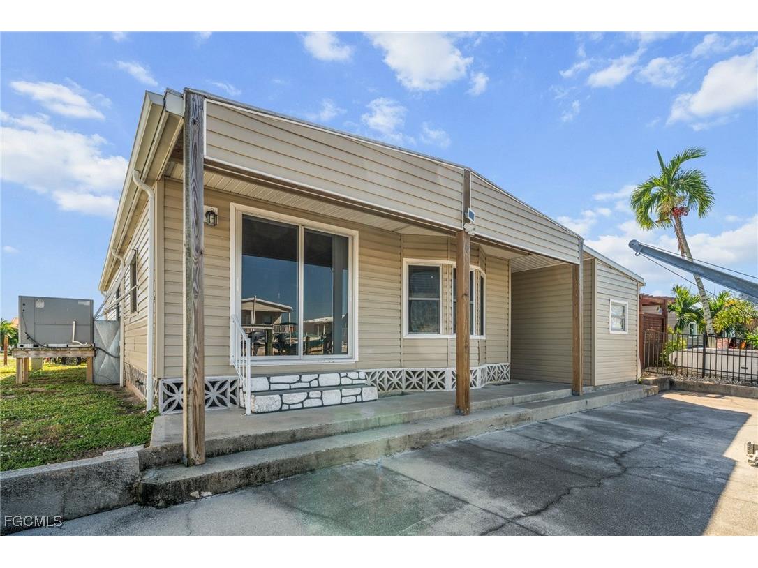 2971 York Road Saint James City FL 33956 2025018989 image18