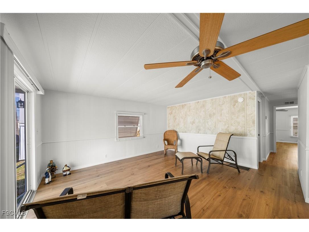 2971 York Road Saint James City FL 33956 2025018989 image3