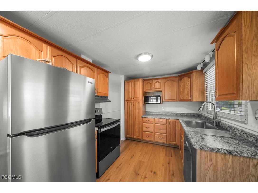 2971 York Road Saint James City FL 33956 2025018989 image7