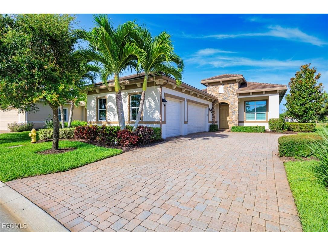 2977 Willow Ridge Court Fort Myers FL 33905 2026000312 image1