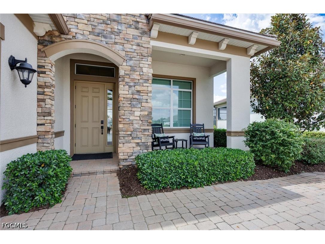 2977 Willow Ridge Court Fort Myers FL 33905 2026024788 image1