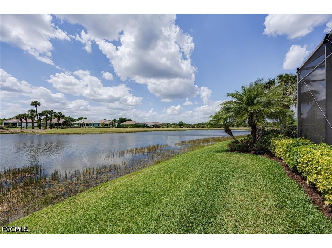 2977 Willow Ridge Court Fort Myers FL 33905 2026024788 image6