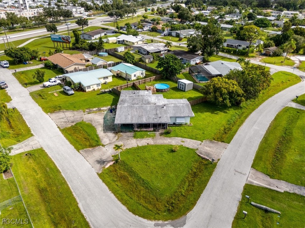 298 Lakeview Drive North Fort Myers FL 33917 2025014538 image4