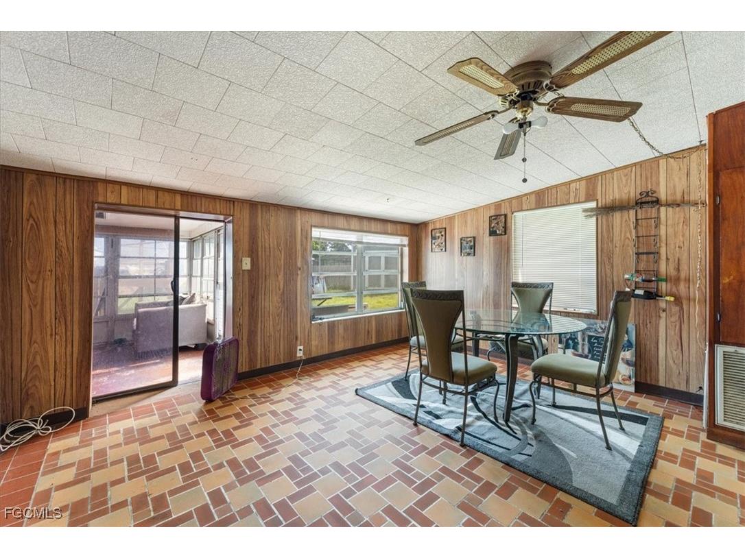 298 Lakeview Drive North Fort Myers FL 33917 2025014538 image5