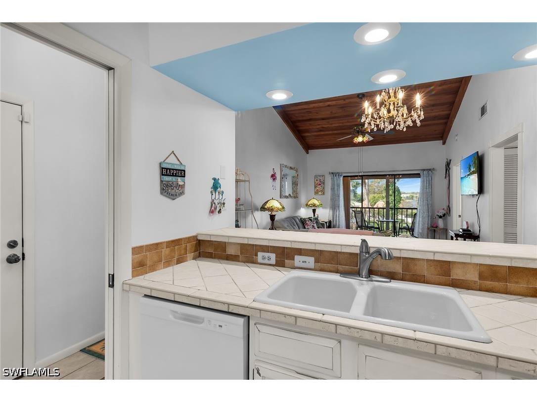 2980 Kings Lake Boulevard #2980 Naples FL 34112 226014857 image9