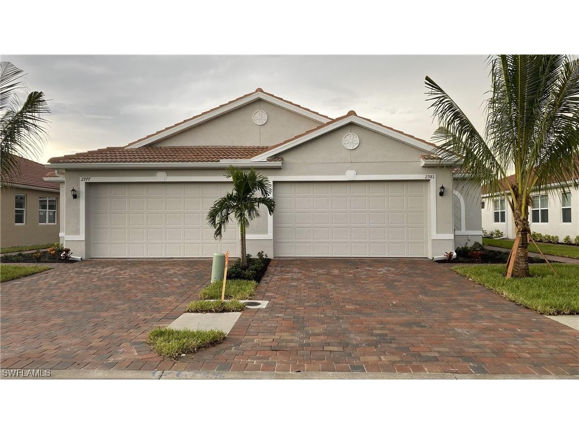 2981 Royal Gardens Avenue Fort Myers FL 33916 223091693 image1
