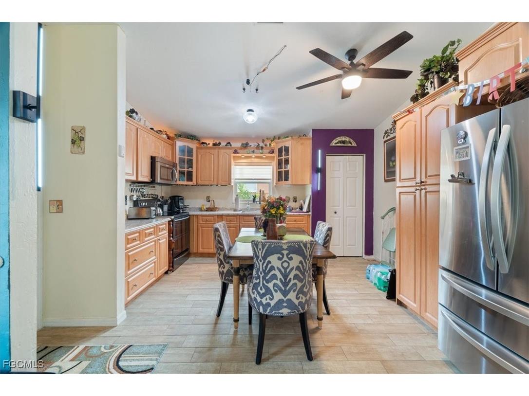 2984 Lincoln Boulevard Fort Myers FL 33916 2025011703 image1