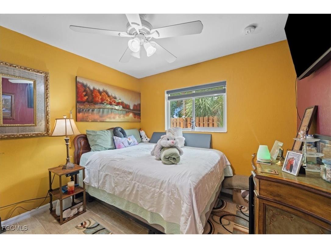 2984 Lincoln Boulevard Fort Myers FL 33916 2025011703 image7