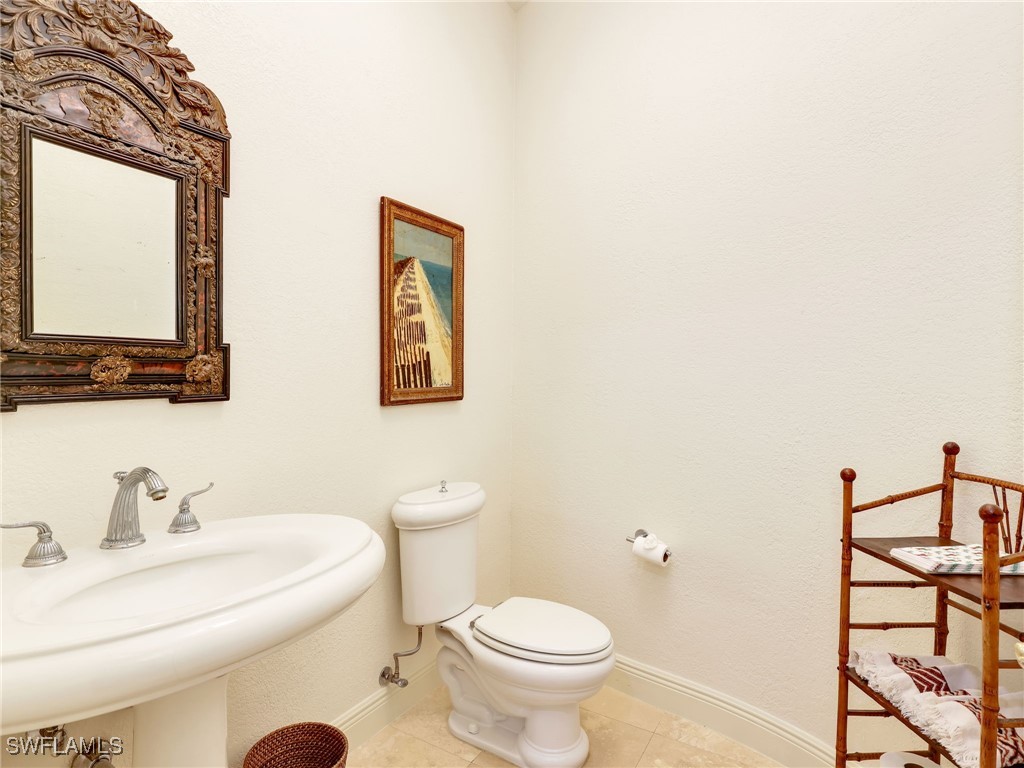 2984 Saint Barnabas Court Naples FL 34105 226002014 image26