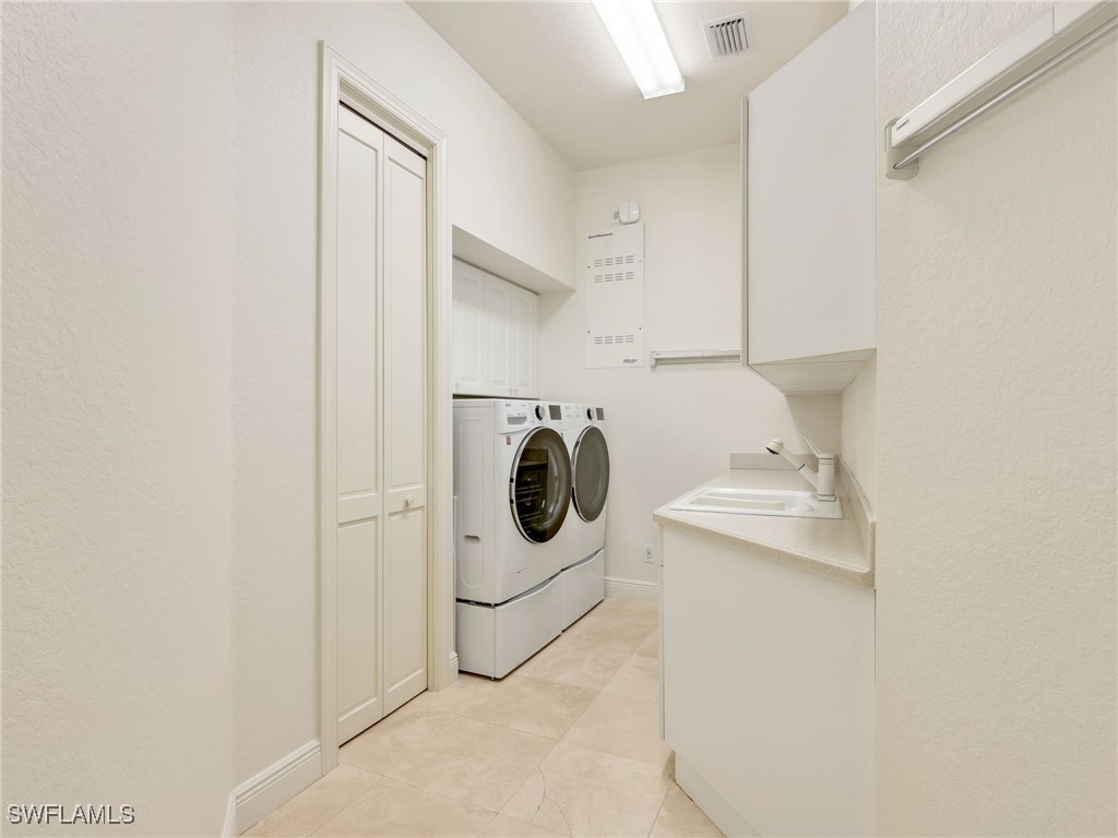 2984 Saint Barnabas Court Naples FL 34105 226002014 image34