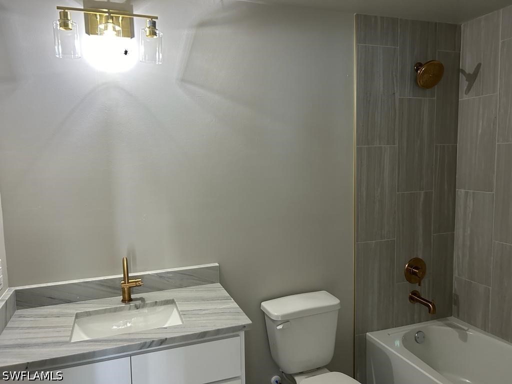 2987 Thomas Street Fort Myers FL 33916 226021020 image10