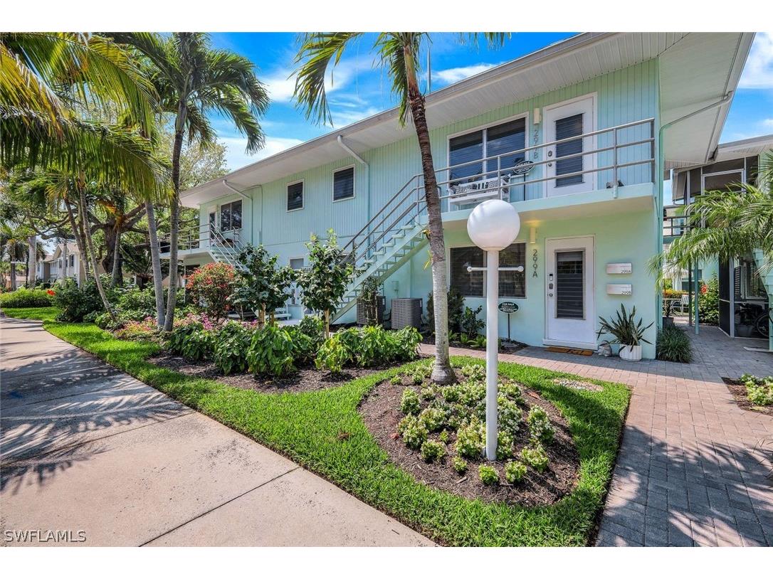 299 8th Avenue S #299B Naples FL 34102 224025177 image1