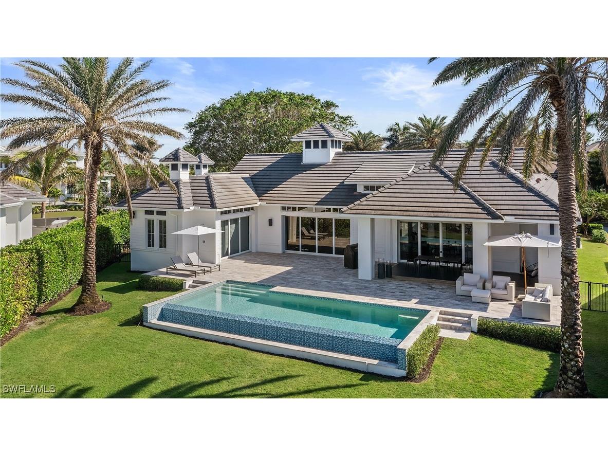 299 Mermaids Bight Naples FL 34103 225078933 image3