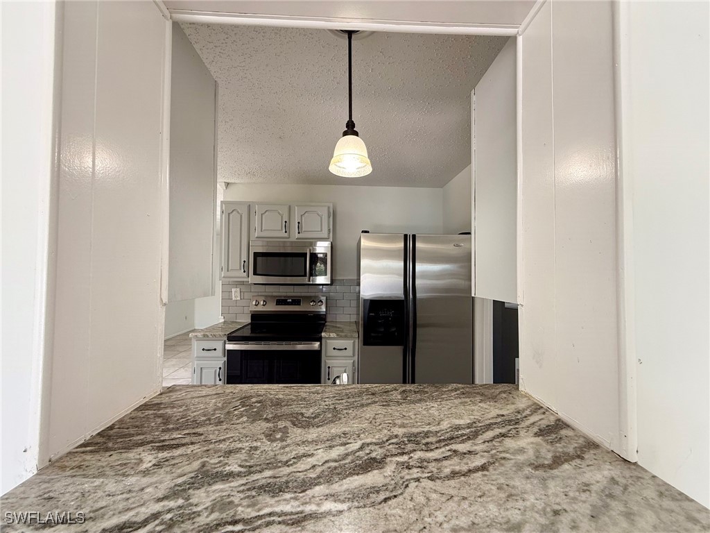 2990 10th Street N Naples FL 34103 225078947 image9