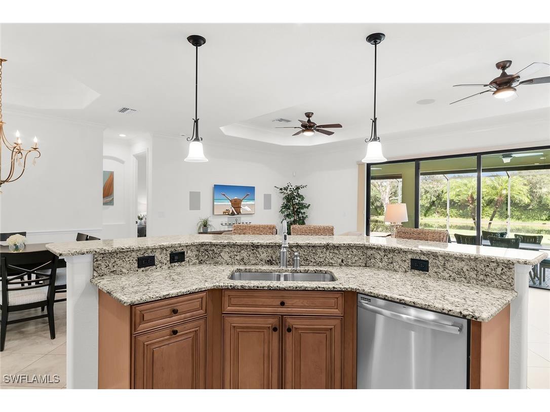 2990 Aviamar Circle Naples FL 34114 225075978 image8