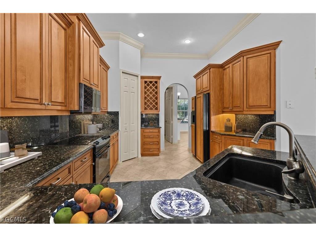 2992 Apple Blossom Drive Alva FL 33920 2026013708 image8
