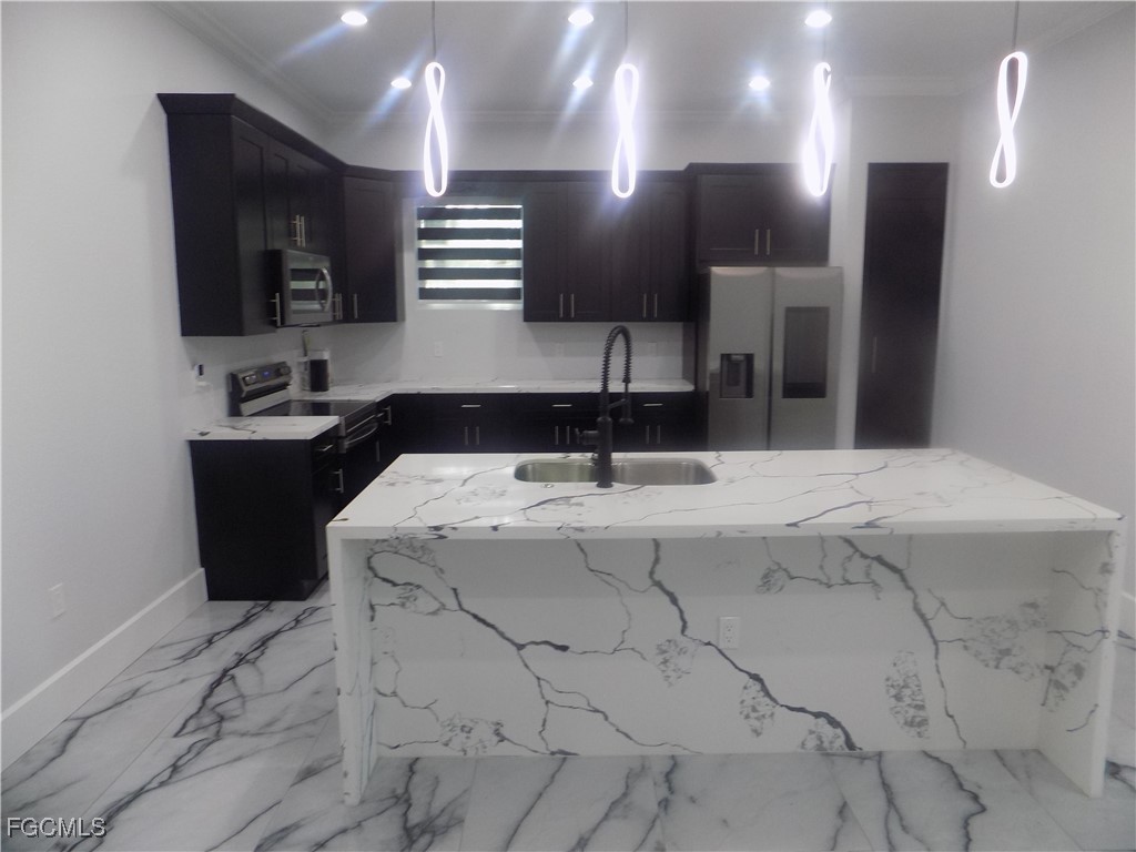 2992 Douglas Avenue Fort Myers FL 33916 2025025120 image11