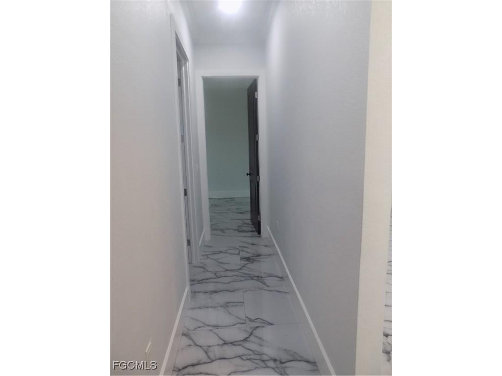 2992 Douglas Avenue Fort Myers FL 33916 2025025120 image36