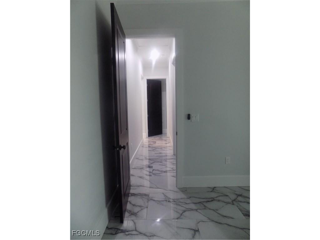 2992 Douglas Avenue Fort Myers FL 33916 2025025120 image45