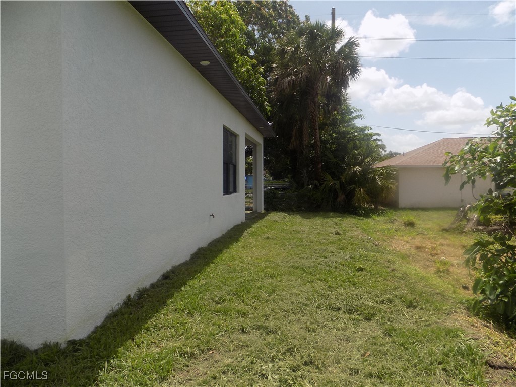 2992 Douglas Avenue Fort Myers FL 33916 2025025120 image49