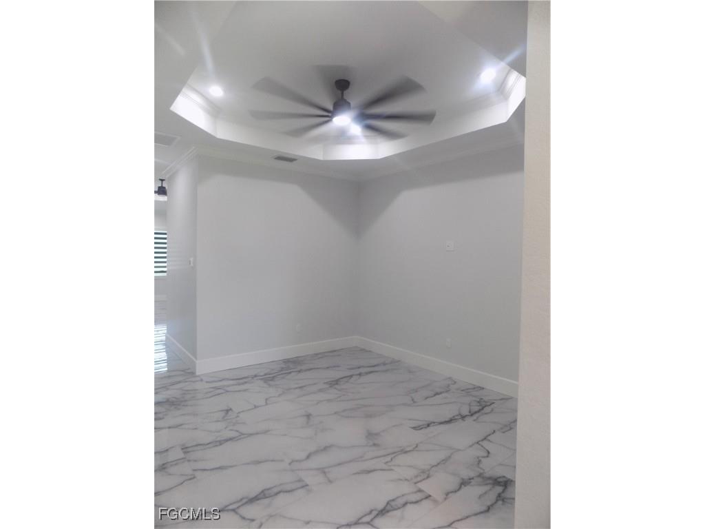 2992 Douglas Avenue Fort Myers FL 33916 2025025120 image9