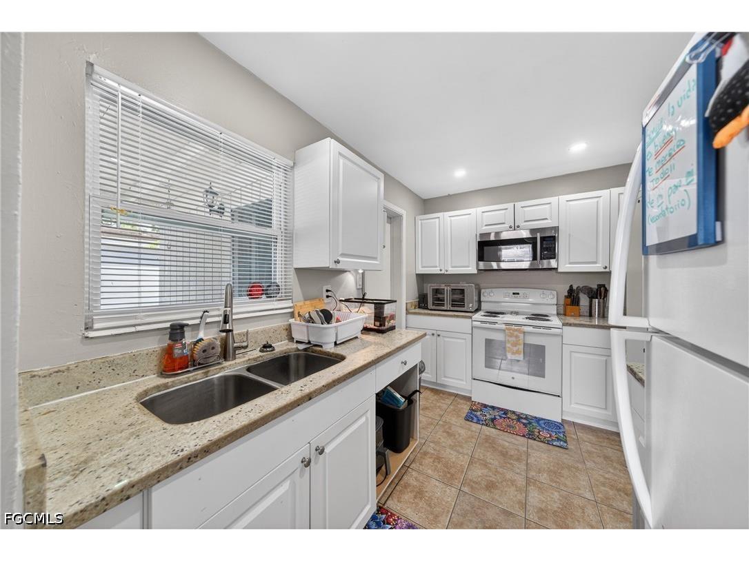2992 Lafayette Street Fort Myers FL 33916 2026020782 image7