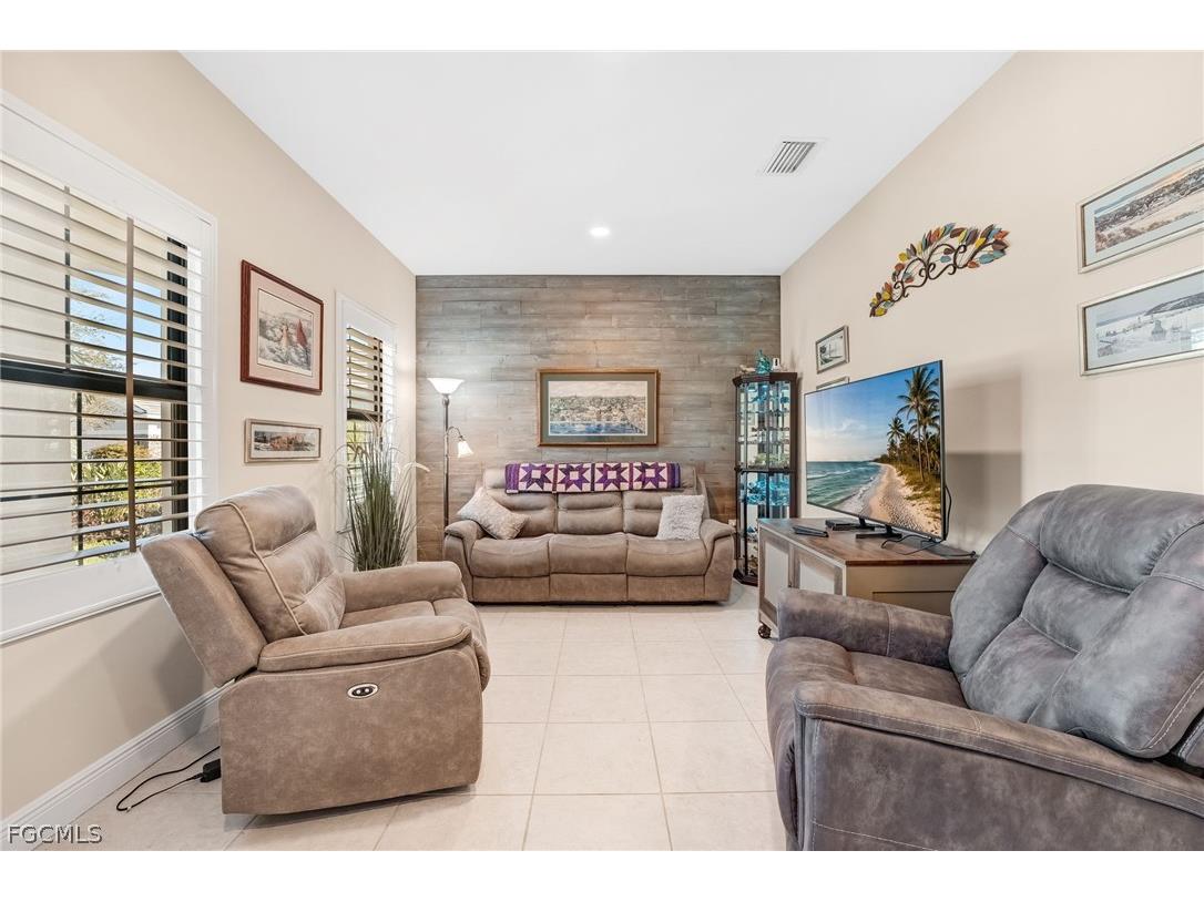 2995 Amblewind Drive Fort Myers FL 33905 2026007957 image9