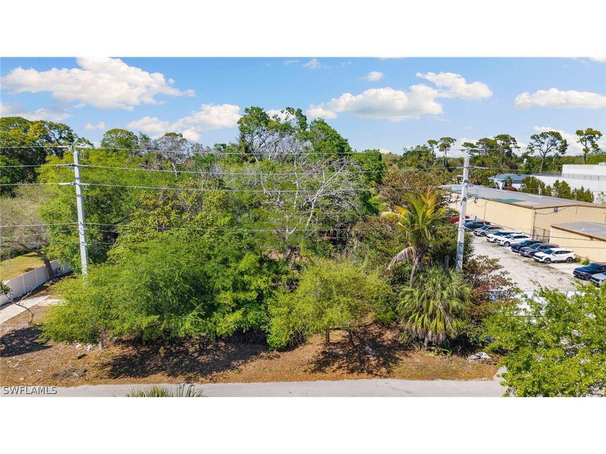 2995 Terrace Avenue Naples FL 34104 226010714 image6