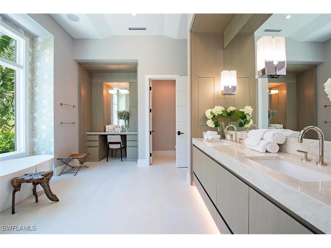 2999 Rum Row Naples FL 34102 223085261 image16