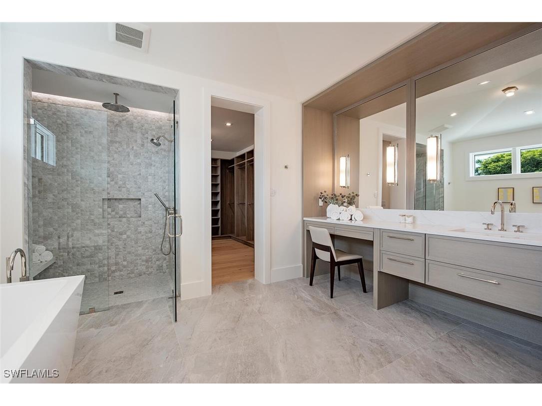 2999 Rum Row Naples FL 34102 223085261 image18