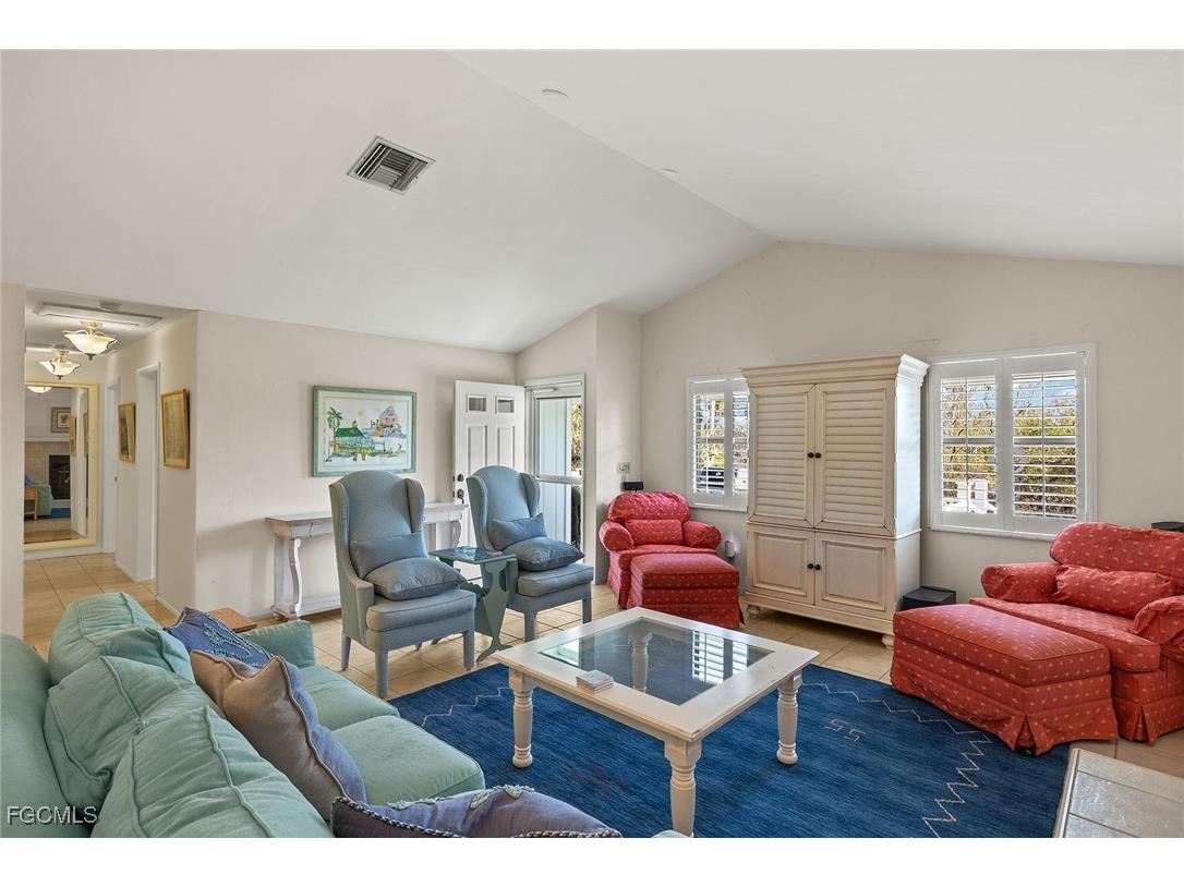 2999 Twin Ponds Drive Sanibel FL 33957 2025016110 image4