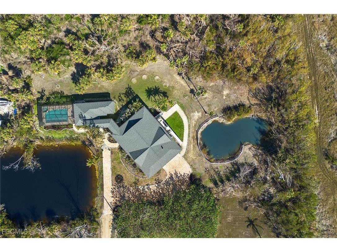 2999 Twin Ponds Drive Sanibel FL 33957 2025016110 image48