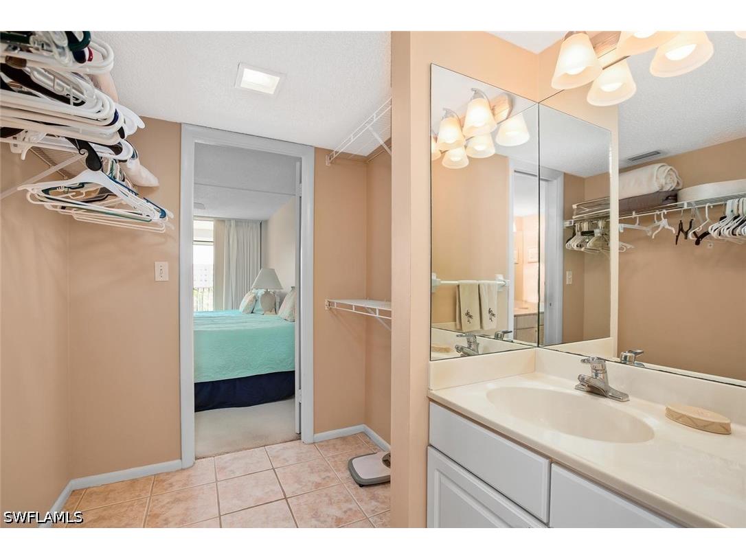 3 Bluebill Avenue #610 Naples FL 34108 226017215 image14