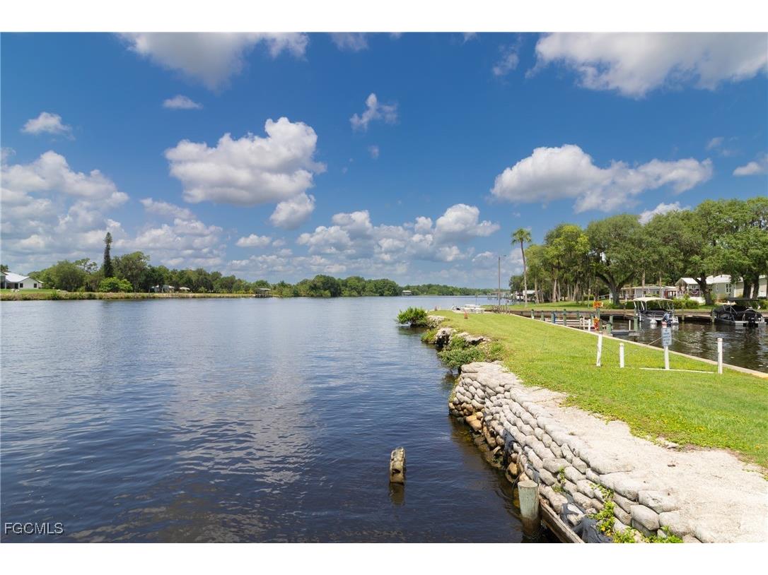 3 Basil Street Alva FL 33920 2025016991 image19