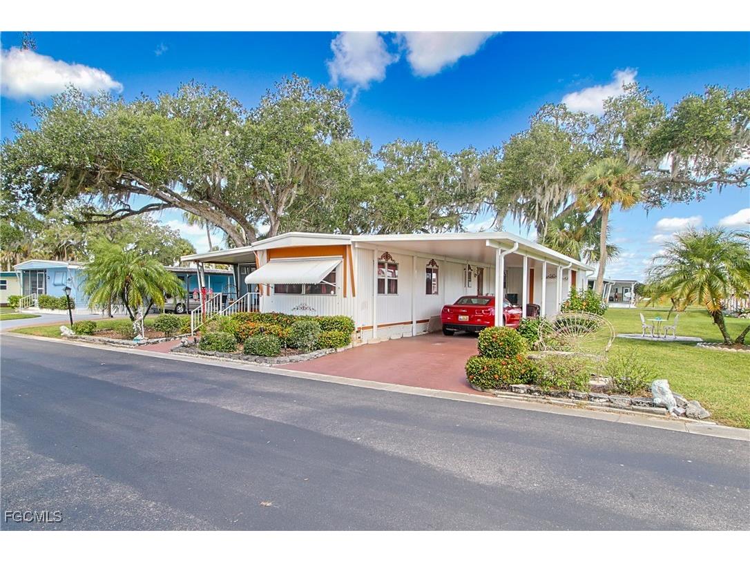 3 Basil Street Alva FL 33920 2025016991 image36