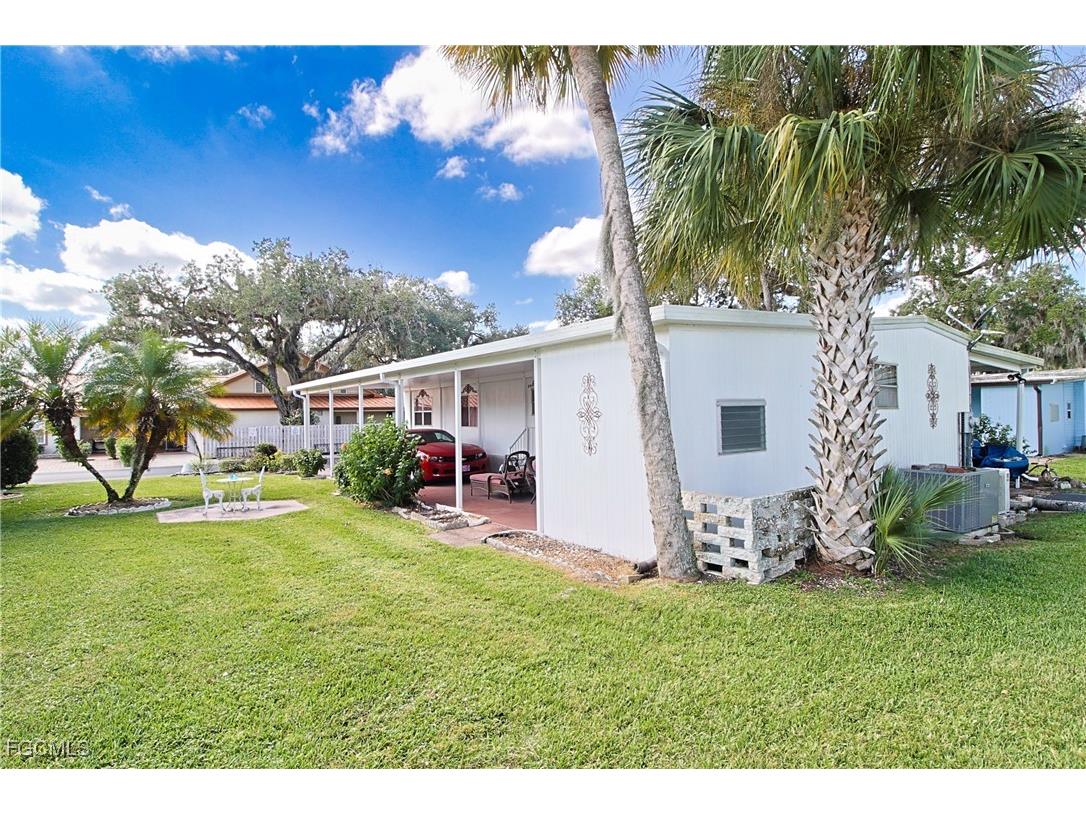 3 Basil Street Alva FL 33920 2025016991 image38