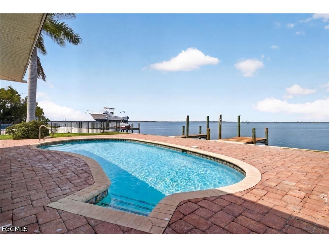 3 Bayview Boulevard Fort Myers Beach FL 33931 2026024105 image2