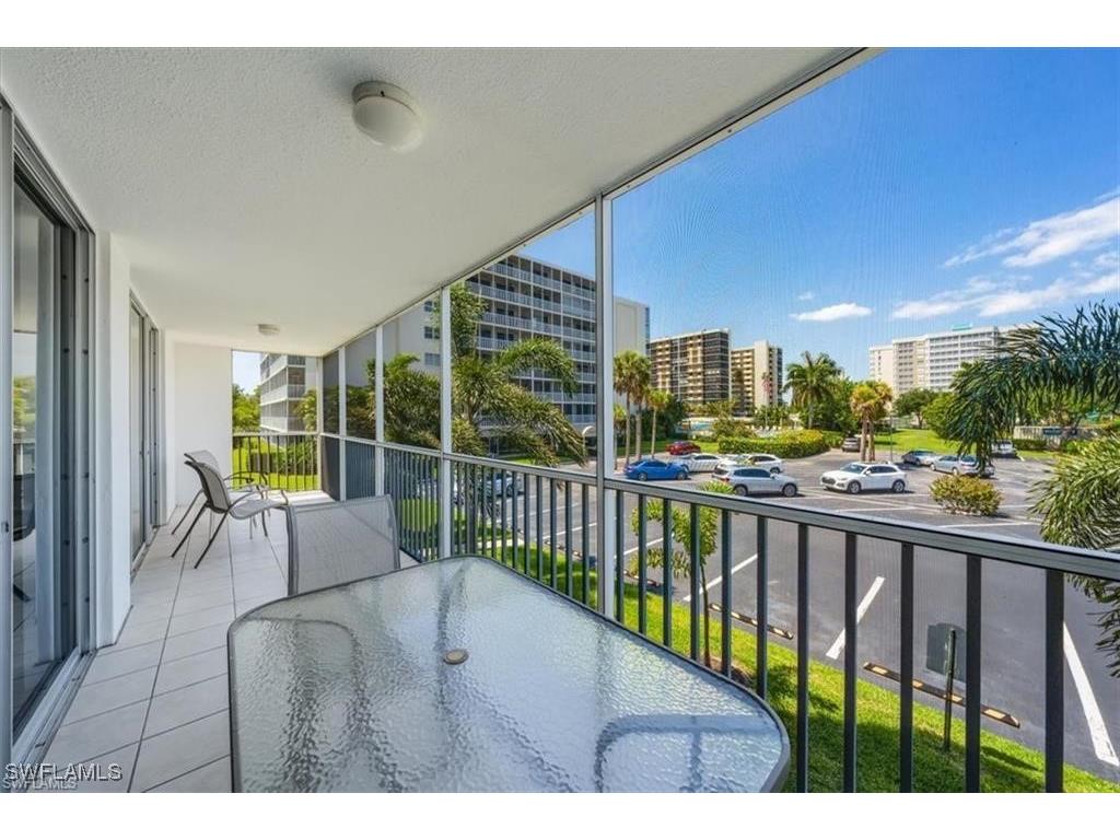 3 Bluebill Avenue #207 Naples FL 34108 225075167 image3