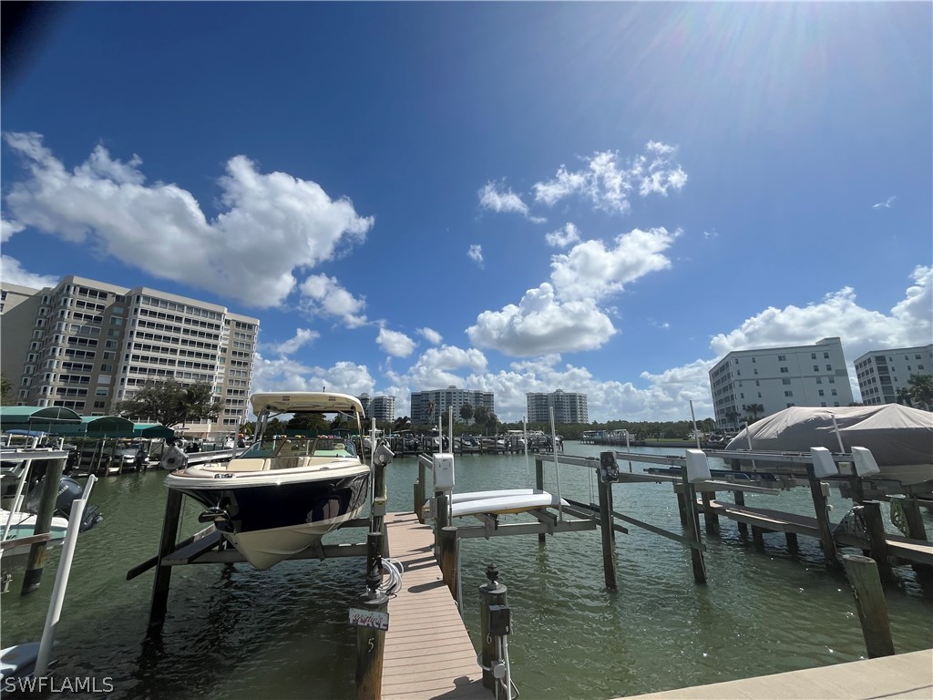 3 Bluebill Avenue #207 Naples FL 34108 226010380 image3
