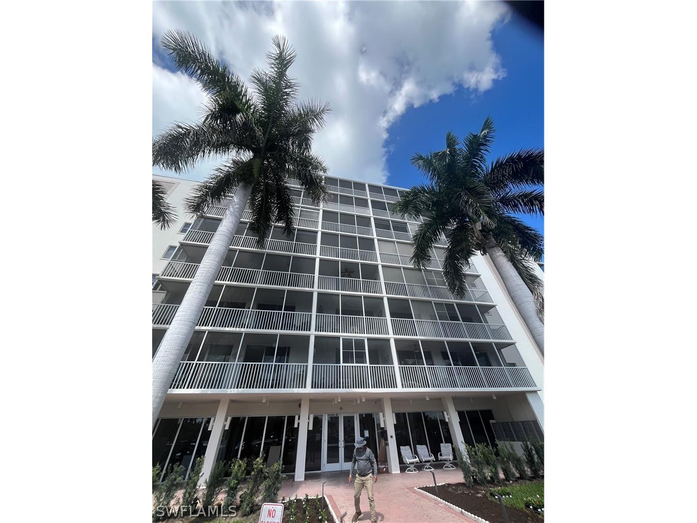 3 Bluebill Avenue #207 Naples FL 34108 226010380 image7