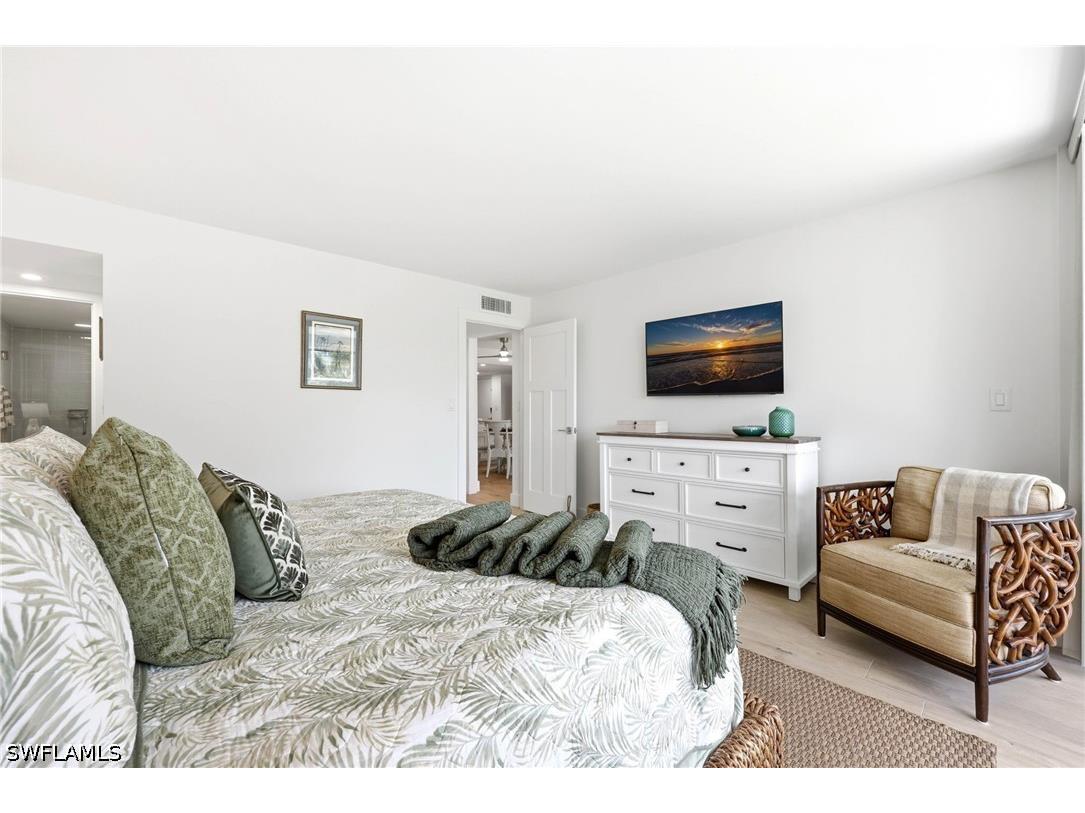 3 Bluebill Avenue #303 Naples FL 34108 226018057 image19